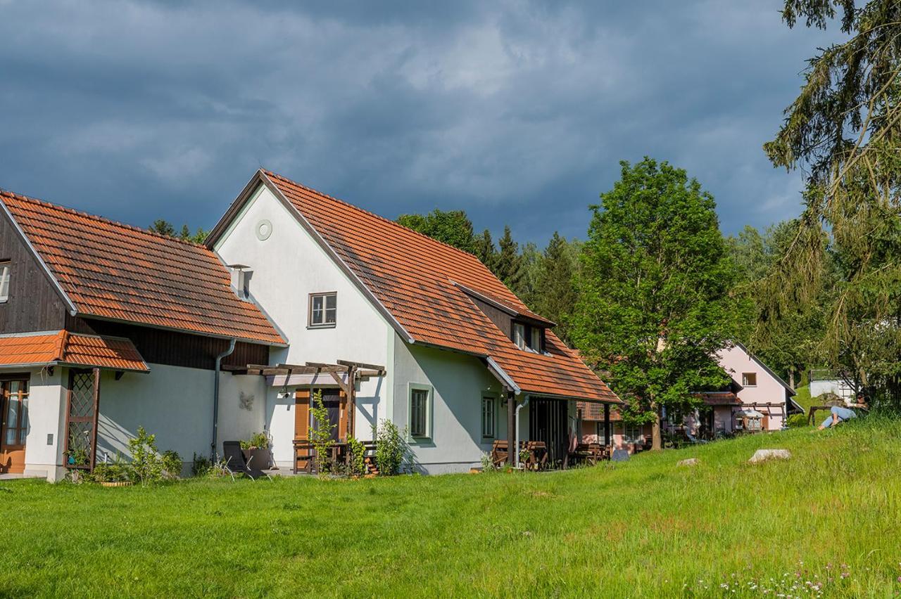 Theater- Und Feriendorf Koenigsleitn Gmbh Hotel Litschau Exterior foto