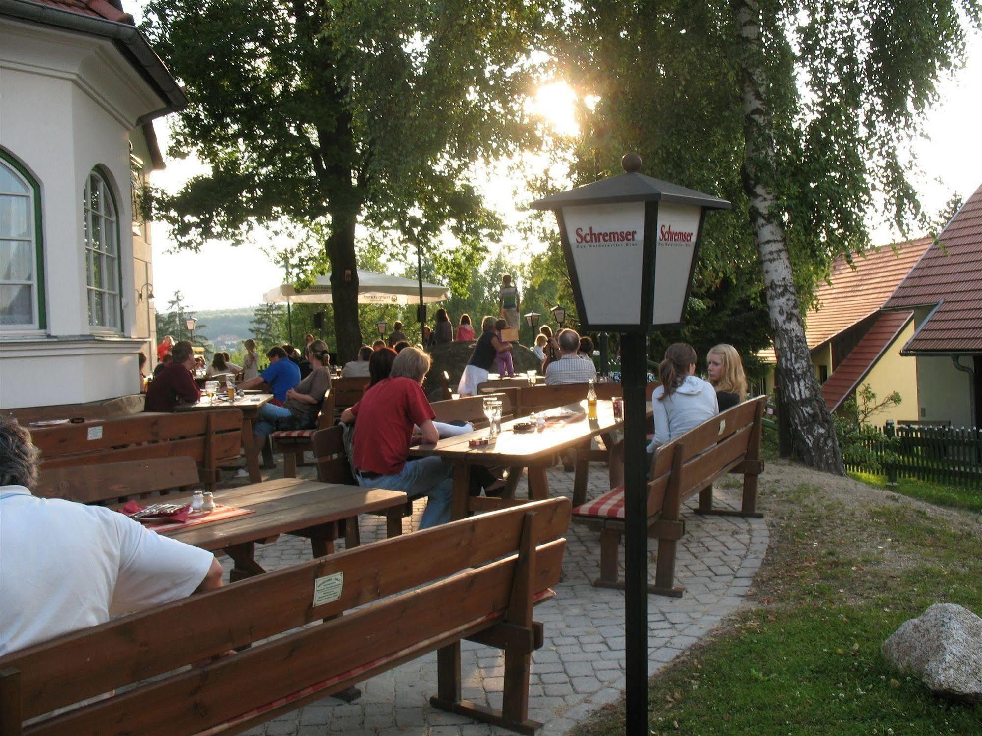 Theater- Und Feriendorf Koenigsleitn Gmbh Hotel Litschau Exterior foto